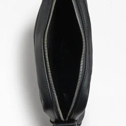 Guess Laukku Certosa Sffno Top Zip Xbody Flt Black 8 Guess Laukku Certosa Sffno Top Zip Xbody Flt Black -halonen shop 2001003987358 2