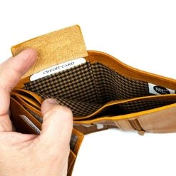 A. Eriksson Lompakko Oliver 46 A. Eriksson Lompakko Oliver -halonen shop 2001004096738 6 2