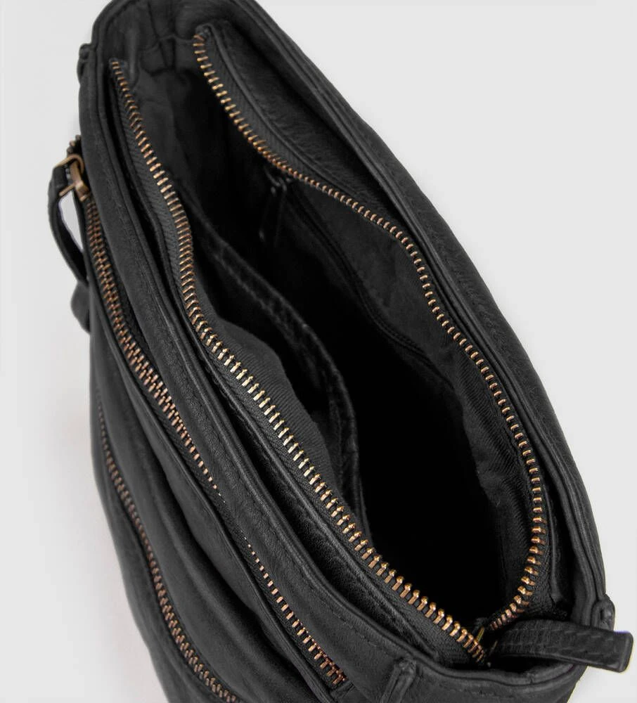 Montana Laukku Alpha Crossbody Black 7 Montana Laukku Alpha Crossbody Black - Image 5